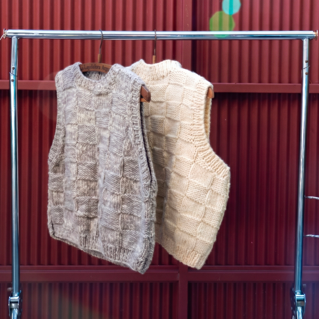 Puna Vest
